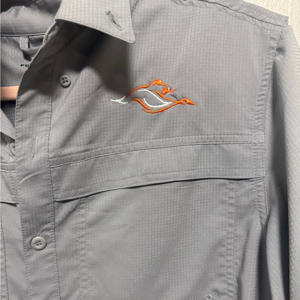 Folded Wing Button Down In Gray - Picture 3 of 7